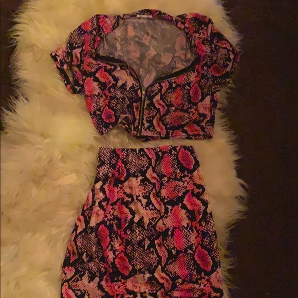 dressing / dress up or down it’s everything - Picture 1 of 1